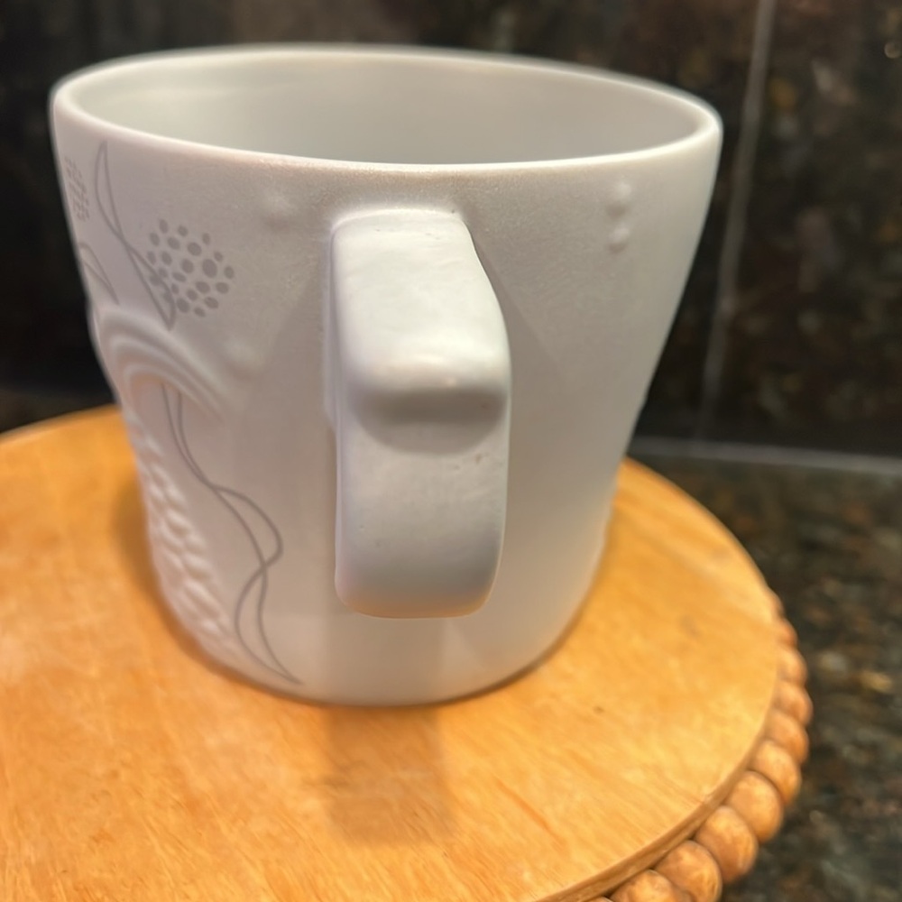 NWOT Starbucks Anniversary Collection 2016 Embossed Mermaid Siren Tail Mug - Picture 4 of 8